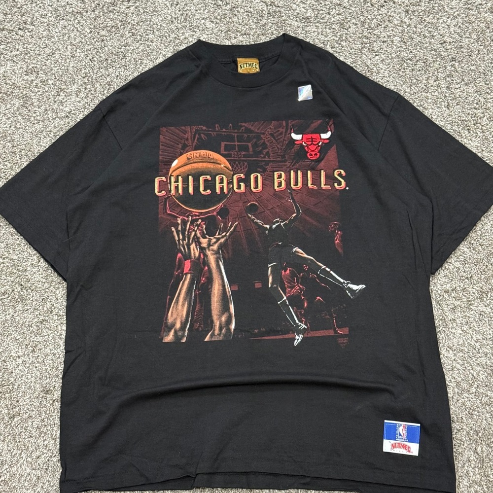 NEW‎ Vintage Nutmeg Mills Chicago Bulls NBA Graphic TShirt Mens XL Single Stitch